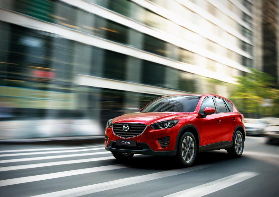  Mazda CX-5 2015 года  (US) (фото 4 из 71)